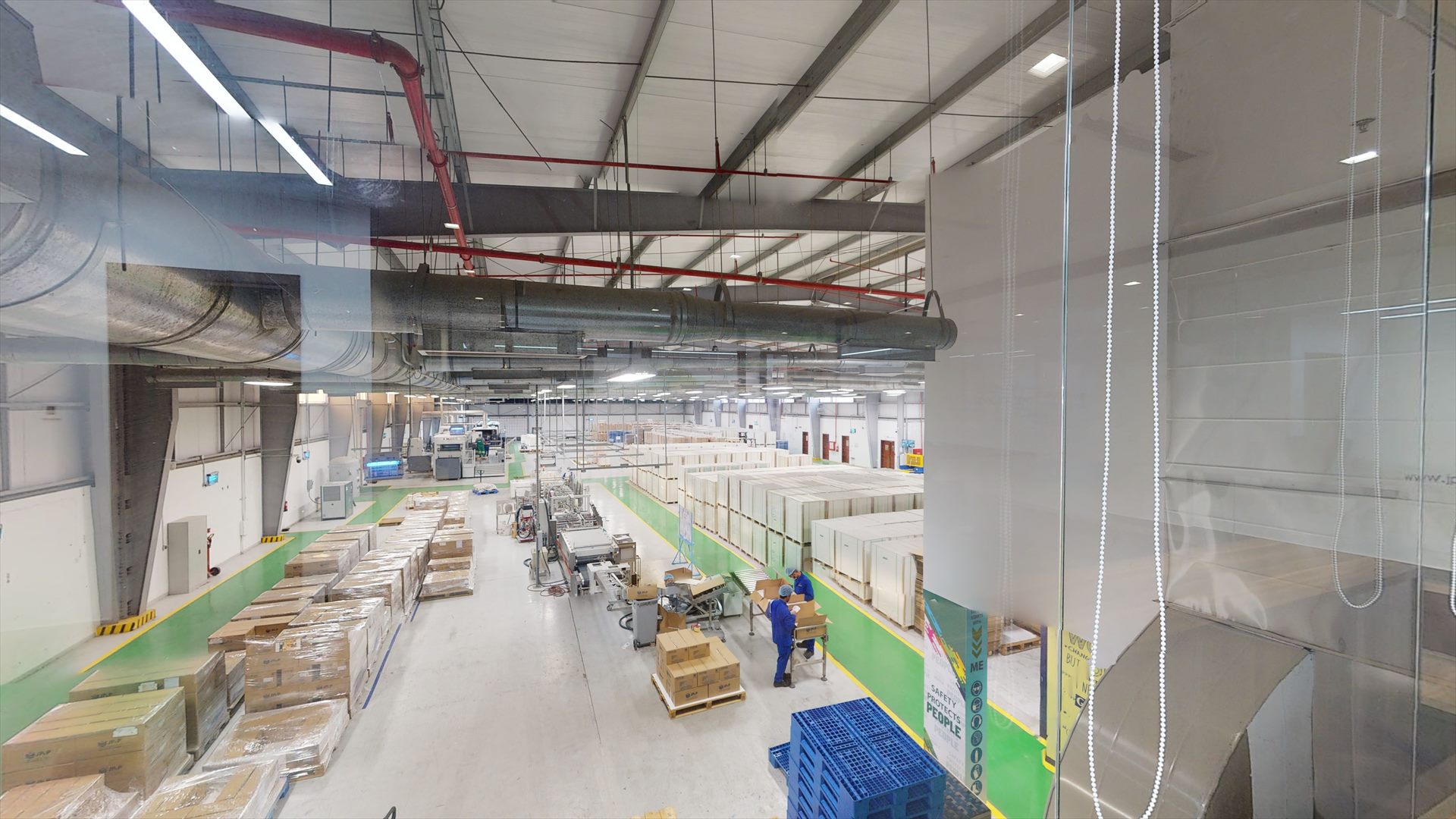 The JP&P production hall seen from the mezzanine
